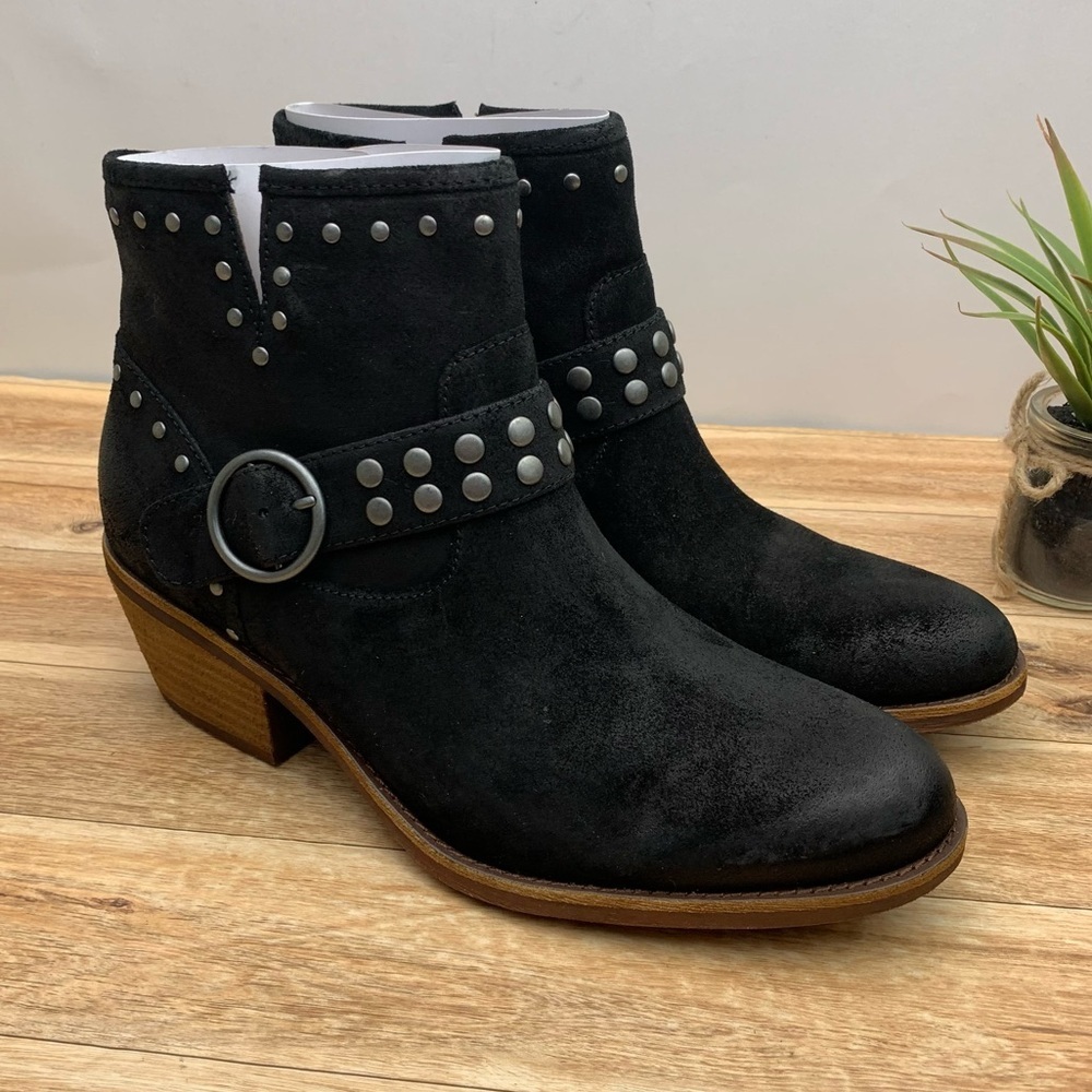 Sofft Allene II Bootie sz 9.5